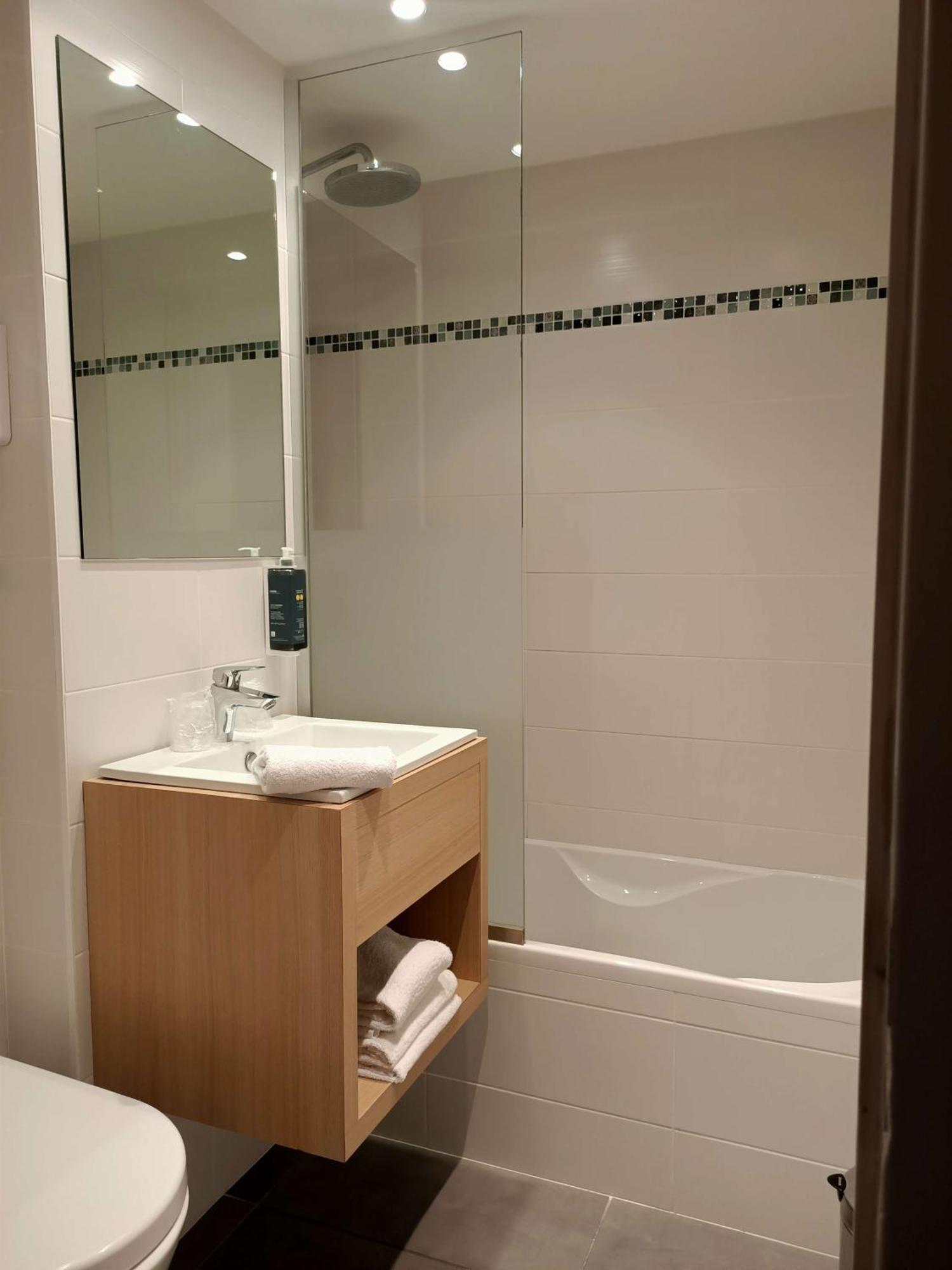 Brit Hotel Les Alizes Pornic Zewnętrze zdjęcie