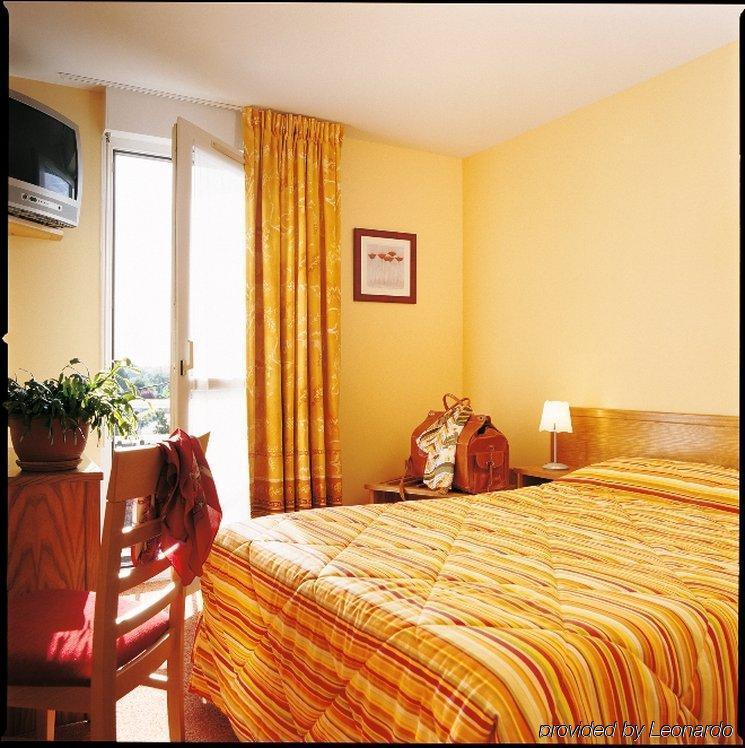 Brit Hotel Les Alizes Pornic Zewnętrze zdjęcie